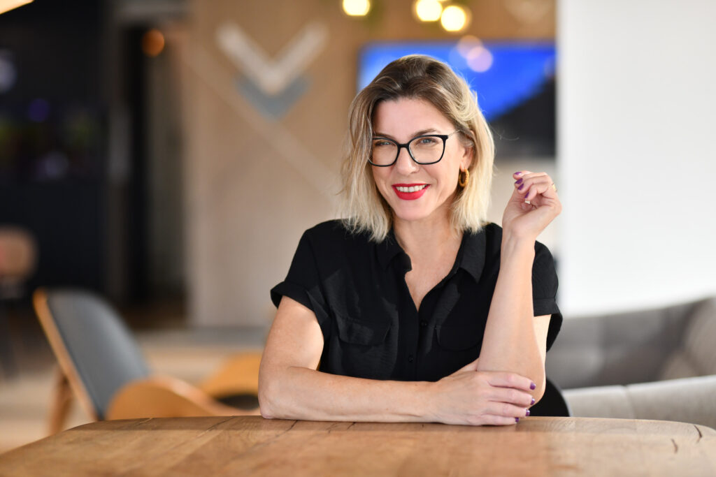 אילה רווח - אסטרטגיה וקונספט | מומחית בצוות הייעוץ של שולמן אסטרטגיה - ייעוץ למסעדנים