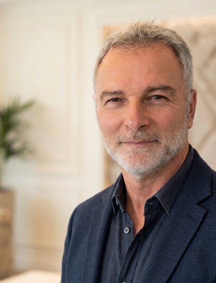 אדיר בטאט - אופרציה תפעולית של מסעדה