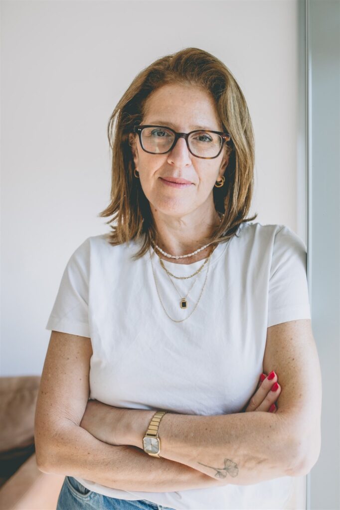 אתי דינטס - אדריכלית | מומחית בצוות הייעוץ של שולמן אסטרטגיה - ייעוץ למסעדנים