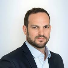 עורך דיו מנור תמרי - מומחה בצוות הייעוץ של שולמן אסטרטגיה - ייעוץ למסעדנים